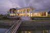 Exclusive executive home for sale in Australia, Cairns, the gate way to Asia. Non residents can buy direct from the developer, but be quick.