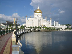 Sultan Omar Ali Saifuddin Mosque