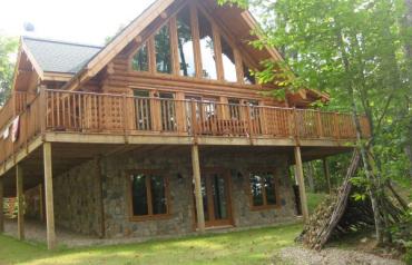 Luxurious Canadian Log Home  - 50% PRICE REDUCTION FOR QUICK SALE
