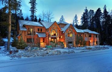 Luxury Canadian Rockies Alpine Villa!