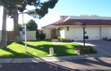 Scottsdale Arizona Townhome - 2 Bedroom, 2 Bathroom with 2 car garage for under $400k !