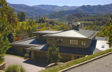 REDUCED/Frank Lloyd Wright Style Home Overlooking Golf And Mountain Views