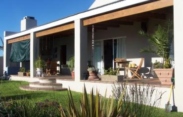 NATURE LOVERS DREAM HOME