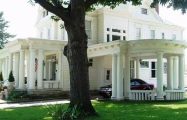 Kansas Mansion, Once owned by the Founders of Sprint and Citizen's Bank