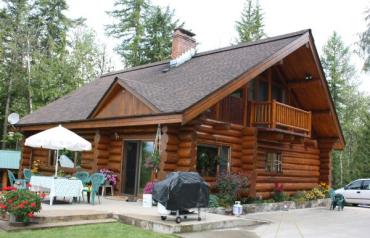 Custom Built Log House on Country Estate