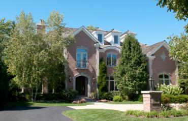 Luxury Georgian Manor in the Heart of the North Shore