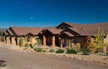 Luxury Grand Lodge in Gated Golf Community