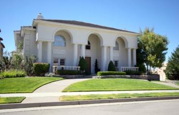 Executive Luxury Home on Golf Course In the High Desert of New Mexico