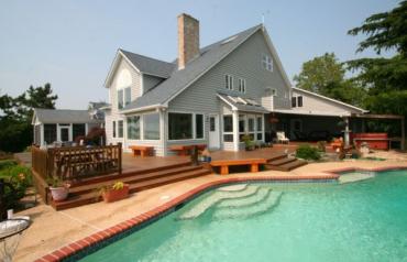 Chesapeake Bay Luxury 4 Bedroom Home