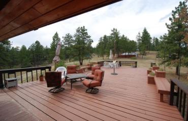 Single Family Residence in Montana on 40 acres of tree covered property