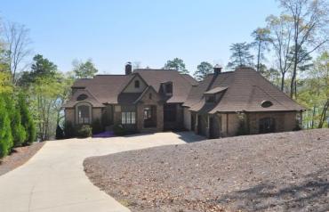 Luxury Lake front home