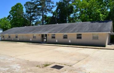 4400 sq ft Commercial Building