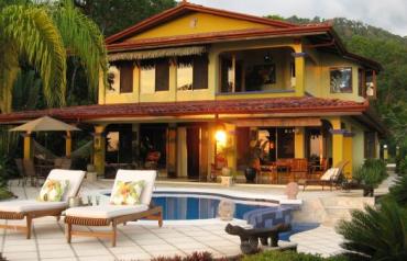 Luxury Tropical Villa Over Looking Pacific Ocean