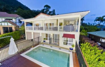 Luxury Home with Cityviews