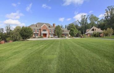 Old Iron Estate ~ Magnificent 22.8+/- Acre Gated Property with Exquisite Features -- Real Estate Auction in Bedford Corners, New York