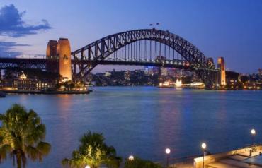 LUXURIOUS SANCTUARY ON SYDNEY HARBOUR