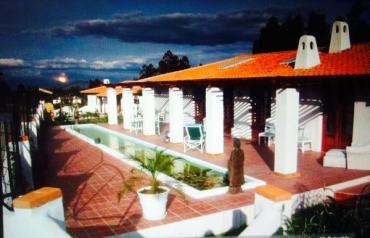 SUMPTUOUS VILLA FOR SALE IN ECUADOR