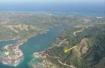 Bay Islands - Roatan - 6.5 acres with water views and backed by national forest