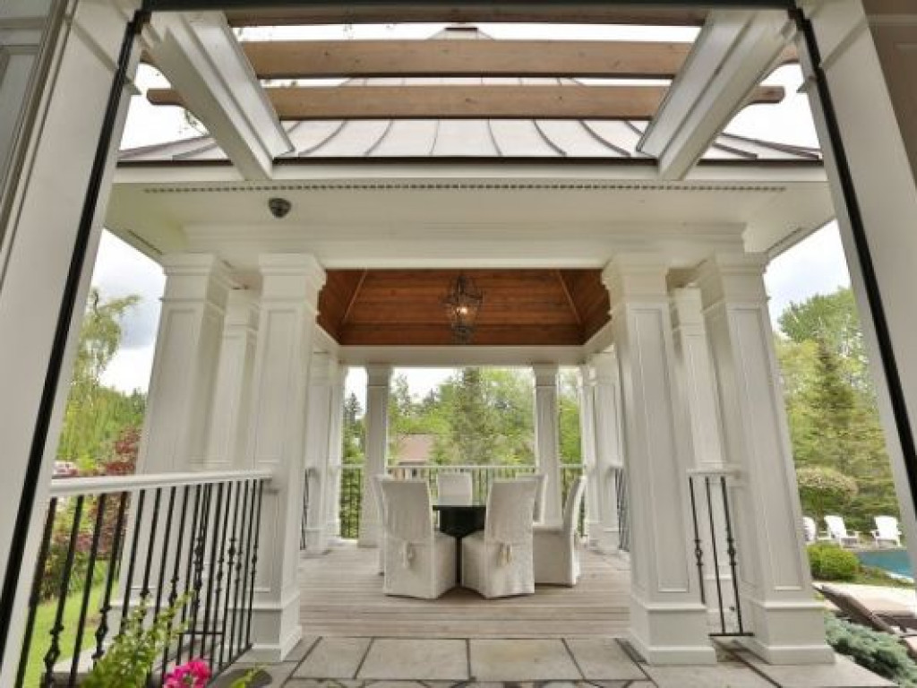 Ashleigh Heritage Home Ontario Canada Award Winning Custom Home - Ontario, Canada :: Property Details