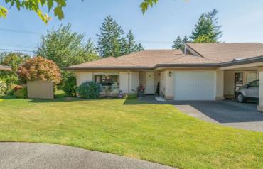 Lovely Chelsea Court 55+ Patio Home - Pym St