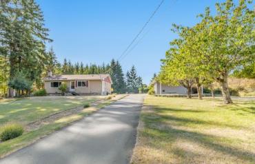 Inspiring Nanoose Bay Acreage - Cross Rd