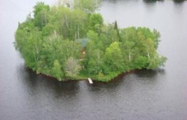 PRIVATE ISLAND PARADISE