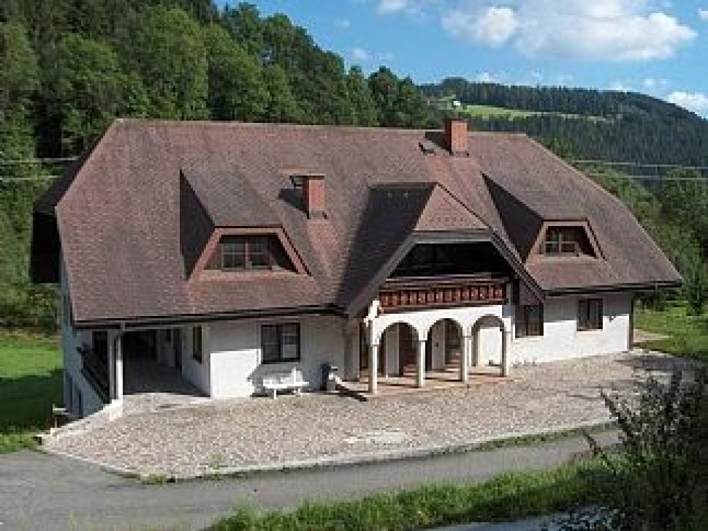 Modern Chateau Style Country House Mansion Austria Property Details