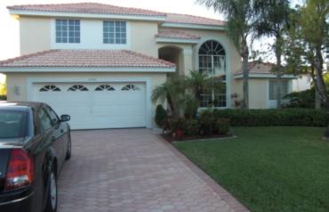 4 BR, 3-1/2 bath, Gated Community in Miami/Fort Lauderdale area