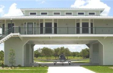 Structural Steel Hangar Home in Airpark