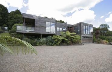 Luxurious Hideaway Amid Native Forest Surrounds