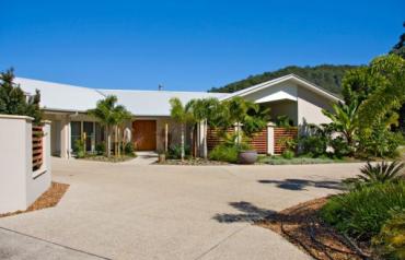 11 Thomas Waters Road, Tallebudgera Valley, Queensland