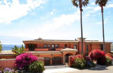 Oceanfront Masterpiece