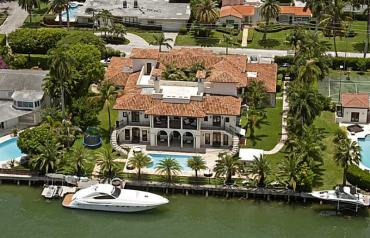 1525 W 24 St, Miami Beach, Florida - 33140