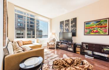 120 Riverside Boulevard PH4K