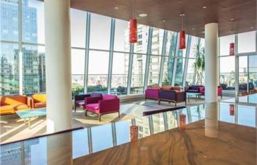 2 Bedroom Condo In New York, Usa (ref. 24492404)