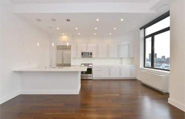 2 Bedroom Condo In New York, Usa (ref. 27227287)