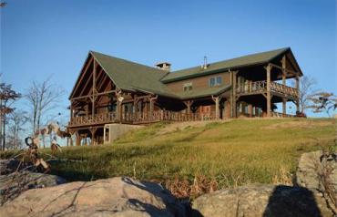 7 Bedroom Farmhouse In Lake Luzerne, Usa (ref. 27389110) 
