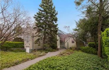 4 Bedroom Residential In New York, Usa (ref. 24163378)