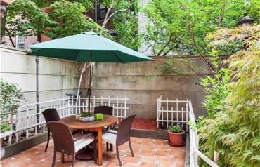 6 Bedroom Residential In New York, Usa (ref. 22777754)