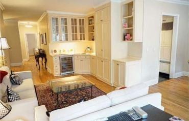 2 Bedroom Condo In New York, Usa (ref. 27320246)