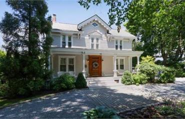 4 Bedroom Residential In New York, Usa (ref. 28184851)